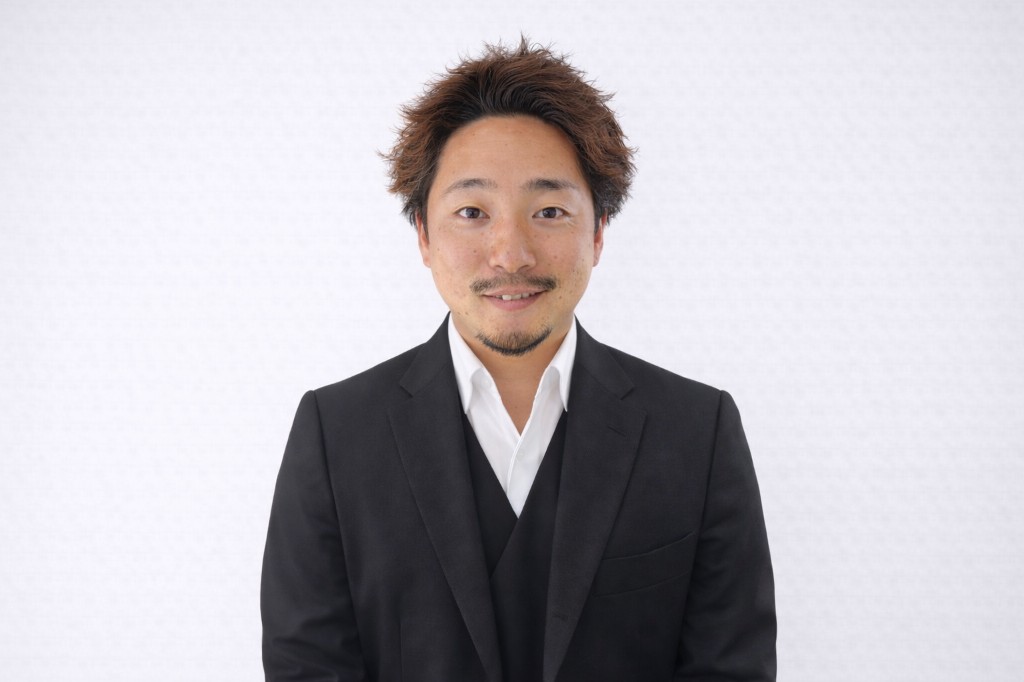 堂前 了人の顔写真